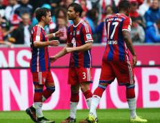 重要助攻首场状态出色，阿森纳观众沸腾！，德罗巴重返赛场观众掌声雷动